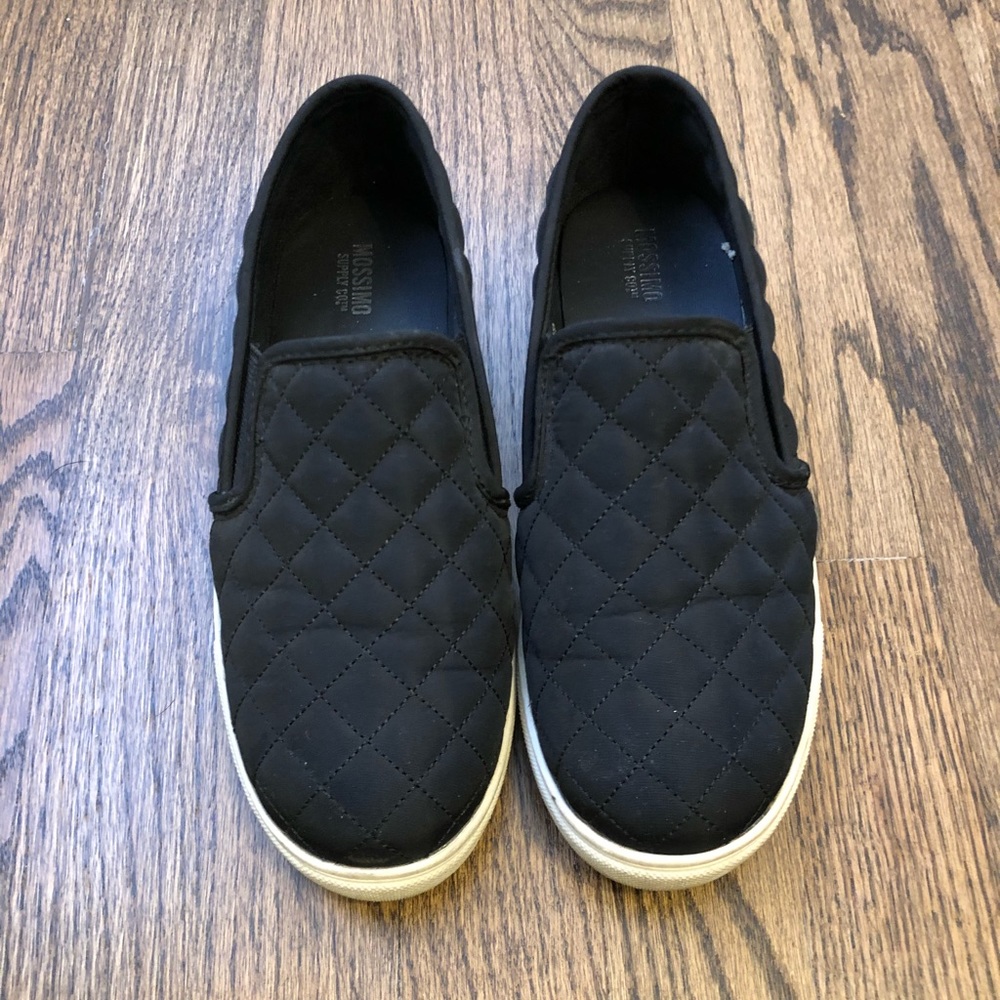 Mossimo Slip On Sneakers Size 7